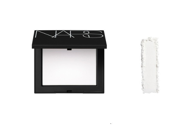 〈NARS〉ライトリフレクティングセッティングパウダー プレスト N(5894) 税込6,490円